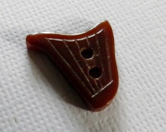 Bakelite Harp Button Realistic Brown