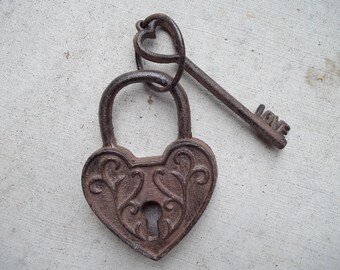 Cast Iron Wedding HEART LOVE Lock! Skeleton Love Key! Heart Shaped Lock! Wedding Decoration! Love Gift! Valentines Day Gift!