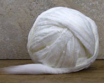 Vegan Friendly Jumbo Yarn / Super Bulky Jumbo Undyed Yarn / White Extreme Yarn / Arm Knitting / Giant Yarn / Vegan Yarn / Massive Knitting