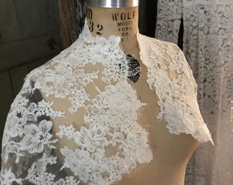 Alencon Lace Bridal Capelet