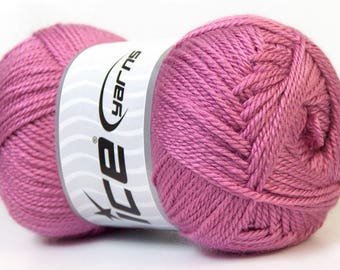 balls of acrylic yarn in 100grs brand ICE pink color