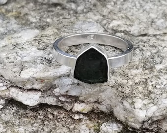 Natural green tourmaline 925 sterling silver ring