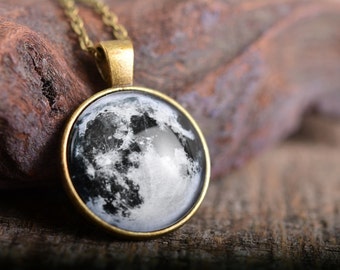 Full moon necklace, galaxy necklace, moon necklace, antique brass pendant, space necklace, antique brass necklace, glass dome necklace