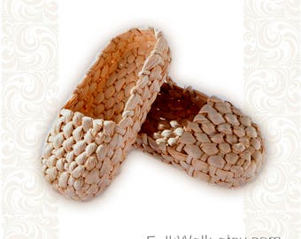 Bast shoes, Russian traditional footwear from reedmace, Russian traditional costume, ethnic footwear, country style, dances footwear, лапти