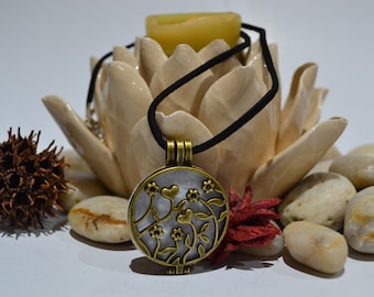Essential Oil Diffuser Locket - Aromatherapy Necklace - Handmade Jewelry