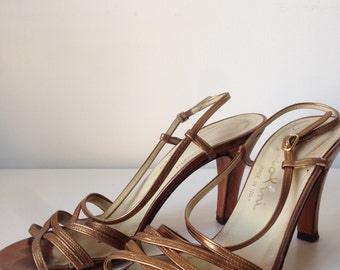 Gorgeous vintage gold sandal heels 7M