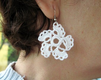 PDF Tutorial Crochet Pattern...Lace Dangle Earrings -12