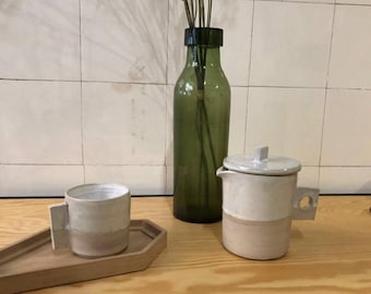 Tea or milk jug with cup/set