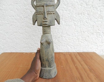 Ashanti Queen-mother Ghana fertility doll in black and gray polychrome wood, African art, vintage interior decoration, 52 cm (24.47 ") tall