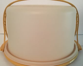 Vintage Tupperware 9" Cake Taker Carrier Harvest Gold with Handle