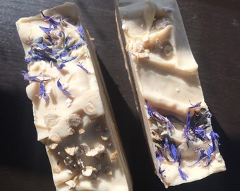 Oatmeal milk & honey soap