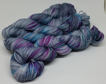Platinum DK - Moody Jewels - Superwash Merino + Nylon - 75/25