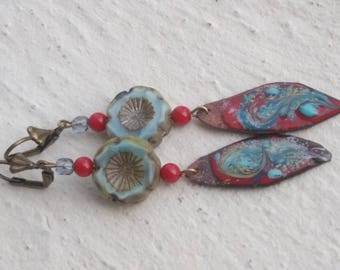 Earrings in red and blue: poppies in glass and enameled copper