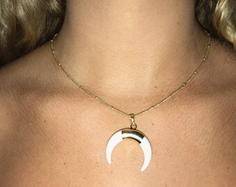 Gold crescent moon necklace