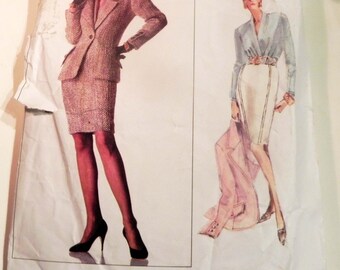 1980s Oscar de la Renta Suit Jacket Skirt fitted blouse sewing pattern Vogue 2159 Size 6 8 10 Bust 30.5 31.5 32.5"