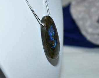 Stunning Labradorite gemstone Necklace