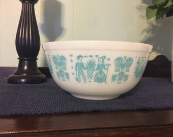 Vintage pyrex butterprint / amish 403 mixing bowl turquoise
