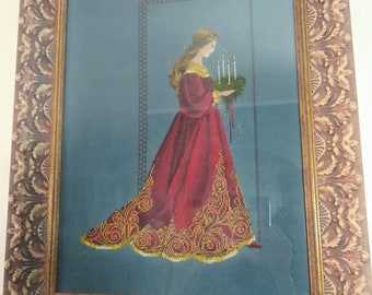 Picture Queen of the Christmas series mirabilis
