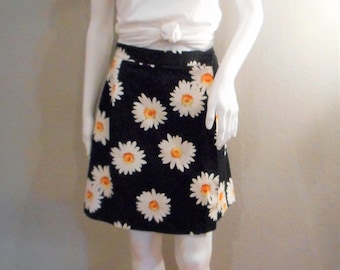 90s grunge Daisy Skort/waist 28/ Cotton Briggs Pencil