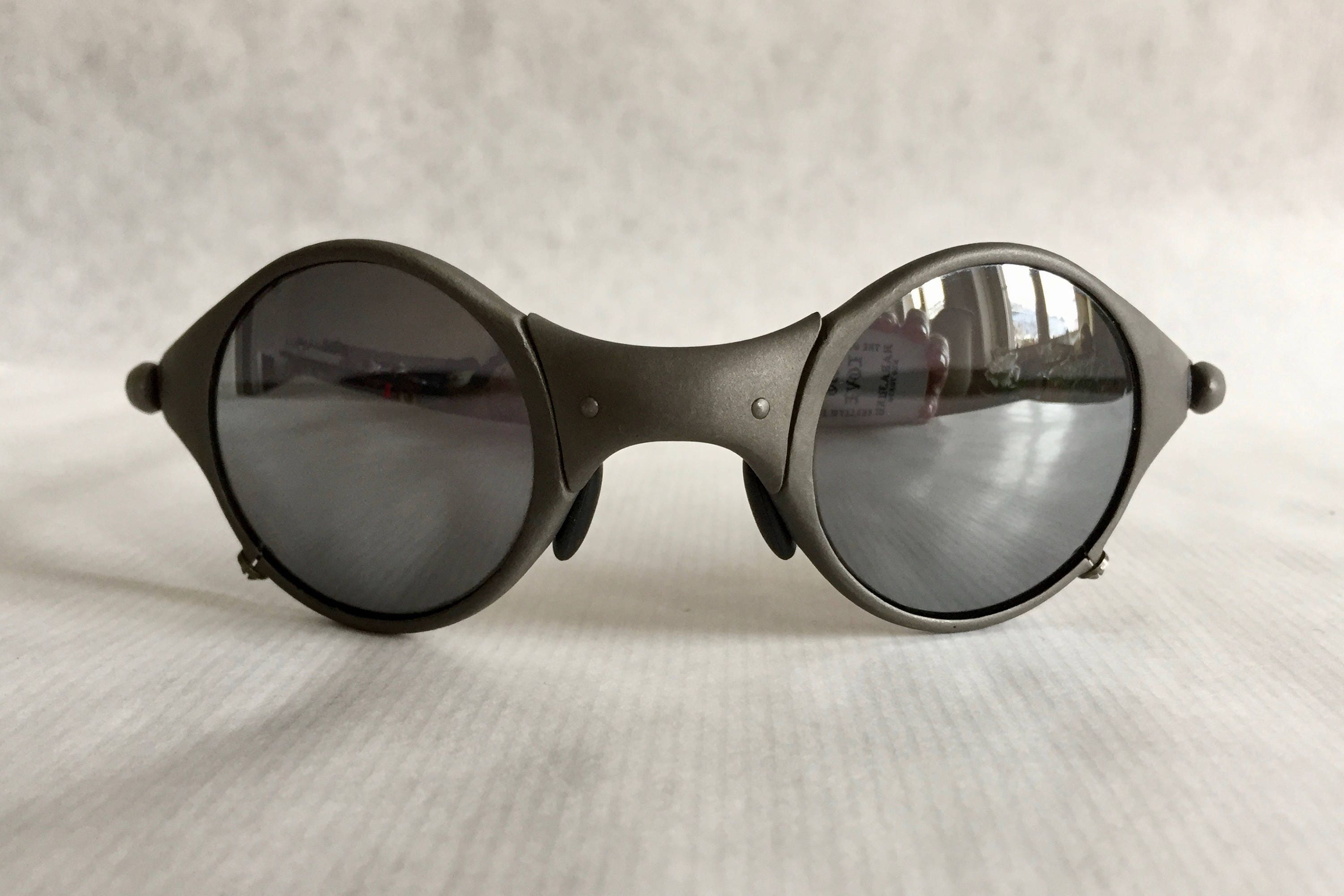 Oakley X Metal Mars Vintage Sunglasses New Unworn Deadstock Including Case And Coin 