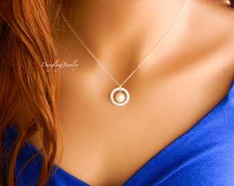 Silver Pearl Necklace, Bridesmaid Gift, Pearl Pendant Necklace, Pearl Jewelry, Matron of Honor Gift, Bridal party, Bridesmaid Necklace