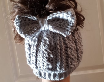 Cable Messy bun hat Pattern