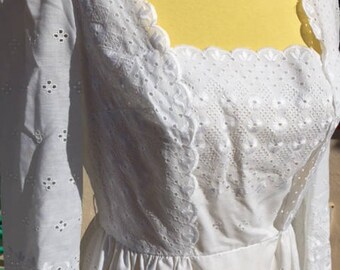 Gorgeous white eyelet lawn dress