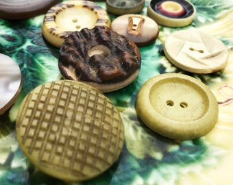 Natural Earthy Lot Vintage Buttons - Collectible Button Assortment - Vintage Tagua Nut, Plastic, Celluloid Buttons - B164- 12 Buttons