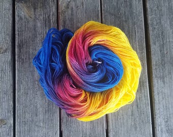 75/25 Sock Weight Hand Dyed Yarn - Pismo Beach, Sunset Colors, Blue orange yellow, Sock weight, Varigated
