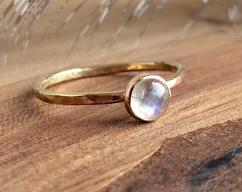 Rainbow Moonstone Ring - Gold - Moonstone Gemstone - Stackable Rings - Gemstone Rings for women -Dainty Ring