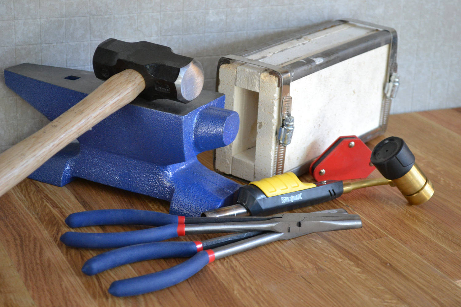 One Brick Blacksmith Kit Propane Gas Anvil