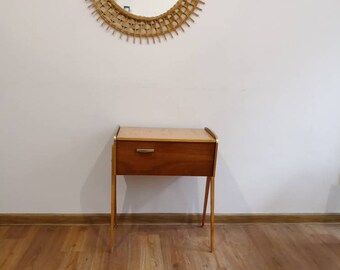 Vintage Nähkasten Teak Sewing basket on wheels side table mid century modern 60s Danish design modern vintage