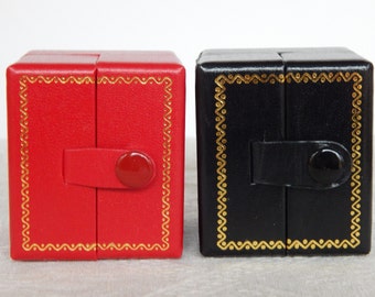 Earring Gift Box, Red or Black Leatherette Earring Gift Box, Earring Snap Tab Presentation Box, Small Red or Black Presentation Gift Box