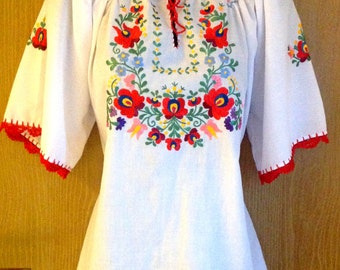 Folk Art Traditional White Matyo Hungarian Embroidered blouse