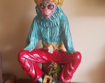 Curio Monkey Made to Order 21"