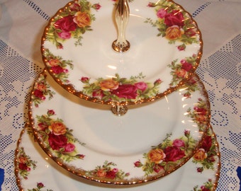 Royal Albert Old Country Roses Three Tier Cake Stand Perfect Condition,