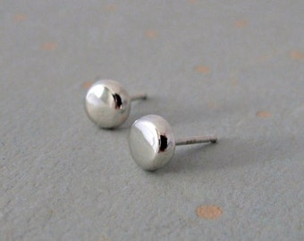 Circle Stud Earrings - Tiny Stud Earrings - Sterling Silver Stud Earrings - Circle Earrings - Round Earrings - Minimalist Earrings
