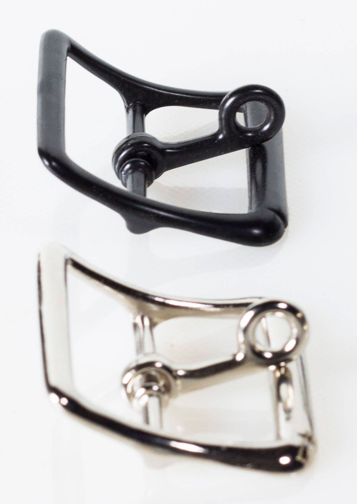 Locking Buckles