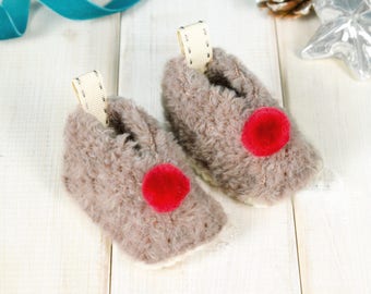 Reindeer Baby Booties, Babys First Christmas, Personalised New Baby Shoes, Newborn Slippers, Newborn Shoes, Baby Shower Gift, Baby Pom Pom