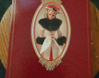 Vintage Holiday Memories Barbie by Hallmark, 1995