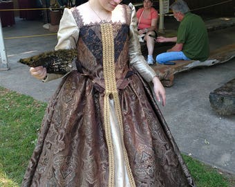 Renaissance Gown Elizabethan Tudor Renaissance Faire Garb
