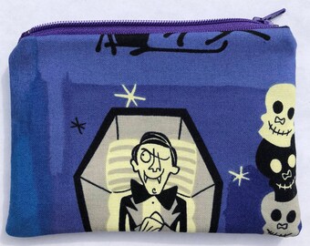 Vampire and Ghosts Zipper Pouch: Skulls, Halloween.