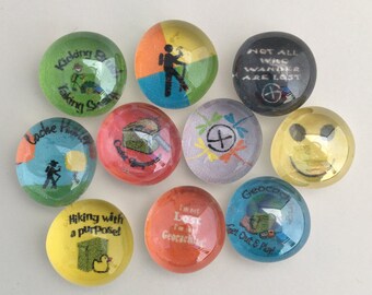 10 Geostones (1/2") con imágenes de Geocaching mixto y refranes - botín de Geocaching
