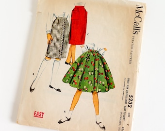 Vintage 1950s Girls Size 7 Slim or Full Circle Skirt McCalls Sewing Pattern 5232 Complete / w22.5"