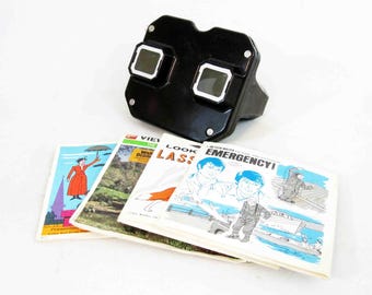 Vintage View-master in Black with 12 Reels. Circa 1950's.