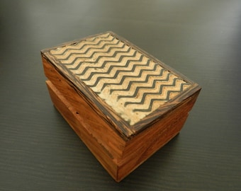 Lovely vintage wooden jewelry box.