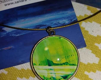 Cable necklace and one light green pendant