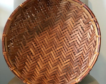 Large wicker and rattan hanging basket, large round wall basket, vintage rustic wall basket, large bamboo winnowing basket, plant basket,