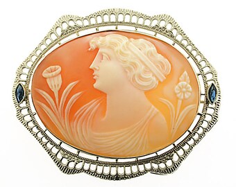 Victorian Cameo with sapphires in 14kt gold