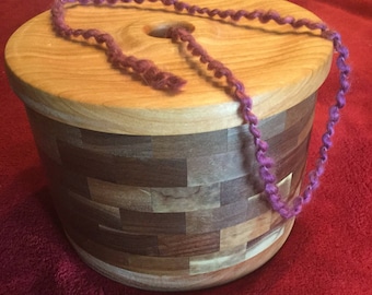 Yarn Bowl Segmented 98 Pieces Walnut Cherry Knit Crochet